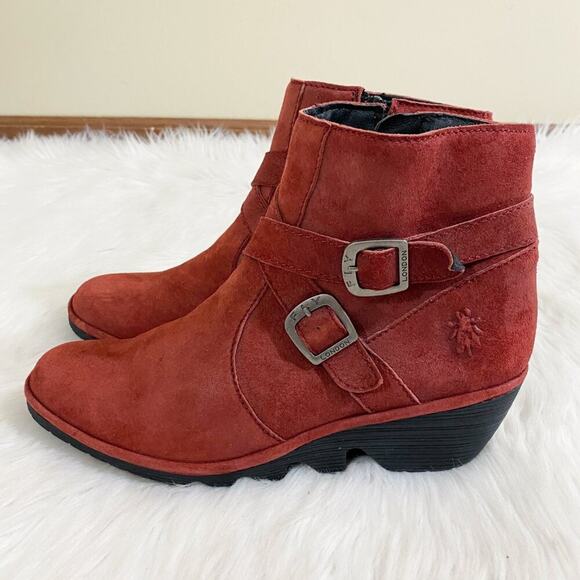 Fly London Brick Red Suede Ankle Booties Women's EU Size 40 Side Zip Almond Toe - Picture 3 of 11